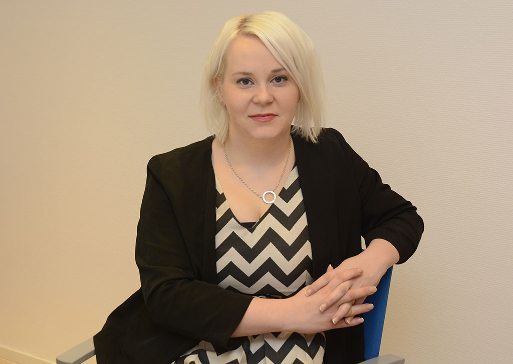 Mira Leinonen työskentelee pelastusylitarkastajana Etelä-Suomen aluehallintovirastossa, nyt virkavapaalla.
Sähköposti: mirafoni112@gmail.com