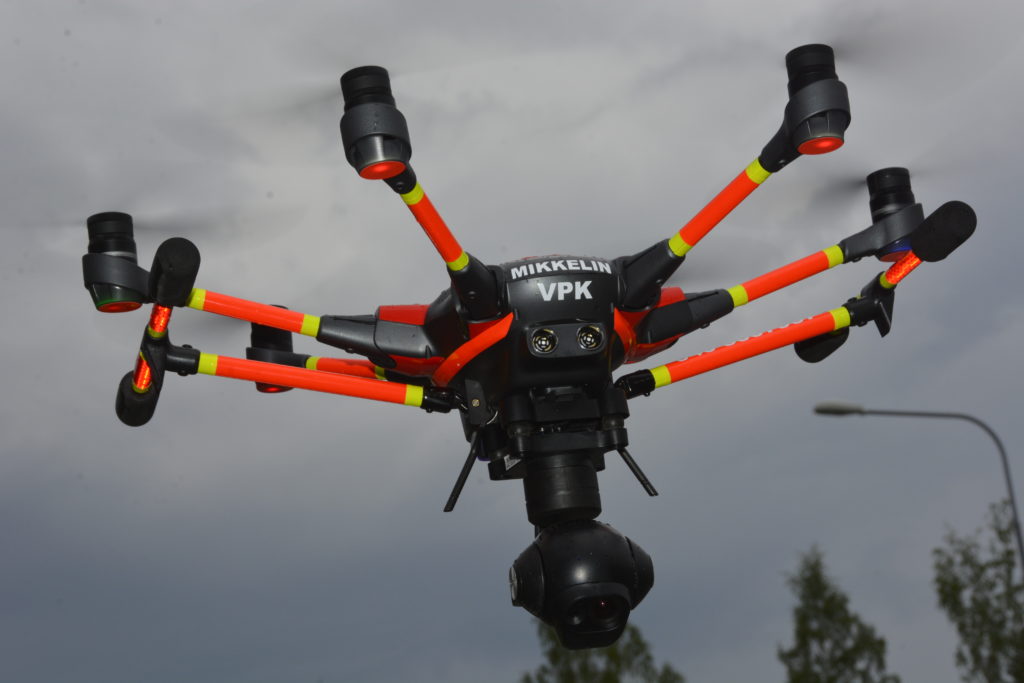 Mikkelin VPK:lla on tahto pysyä kehityksen mukana, mistä kertoo palokunnan oma hälytysvasteeseen merkitty drone.