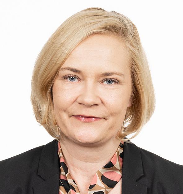 Mari Rantanen (ps.) aloittaa uuden hallituksen sisäministerinä.
