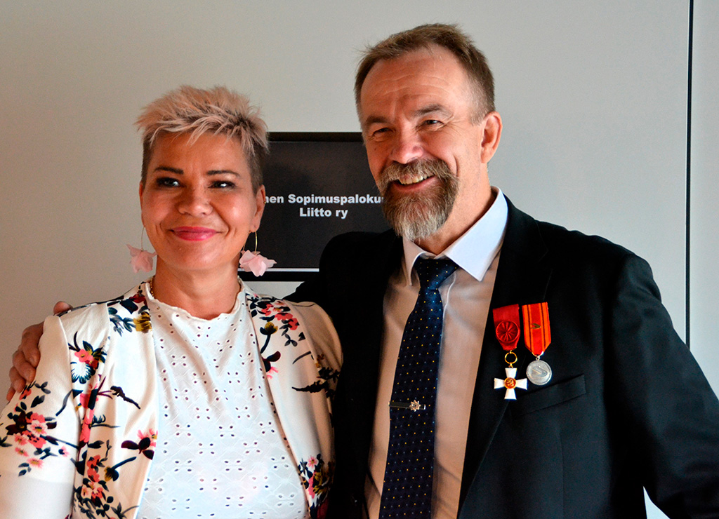 Paula Werningin edeltäjä oli Arto Pirttilahti. Paula Werning on tiettävästi ensimmäinen nainen pelastusalan järjestön hallituksen puheenjohtajana.
