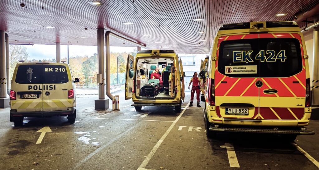 Ensihoidon opiskelijoiden työelämäharjoitteluiden ohjaajilla tulisi olla ammatillisen osaamisen lisäksi laaja-alaista ohjausosaamista.