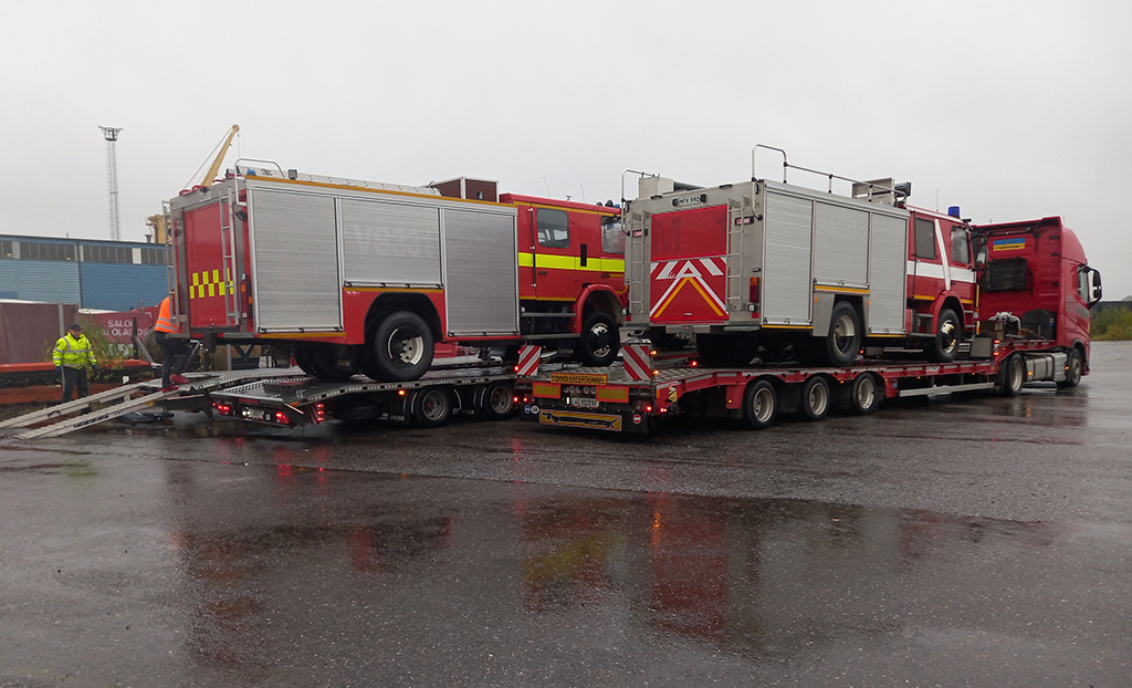 Paloautoja vietiin Varsinais-Suomesta Ukrainaan.
