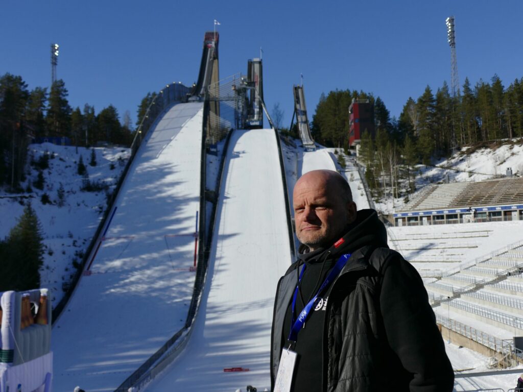 Pasi Rosendahl tietää, mitä lääkinnän järjestäminen Salpausselän kisoissa vaatii.