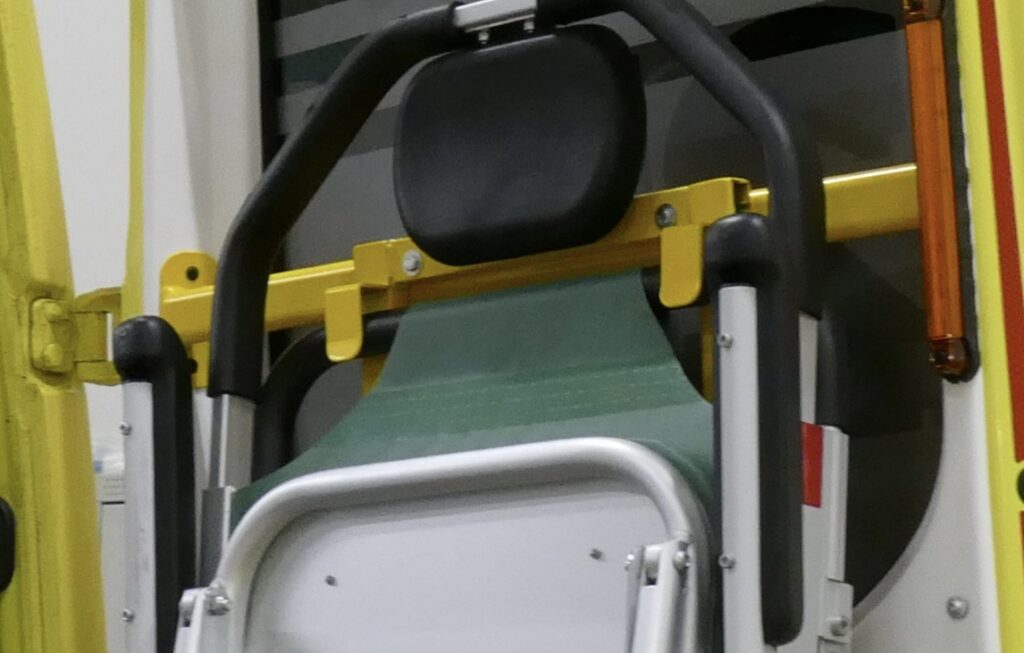 OTKES kerää kokemuksia kantotuolin käytöstä - vastaa kyselyyn!