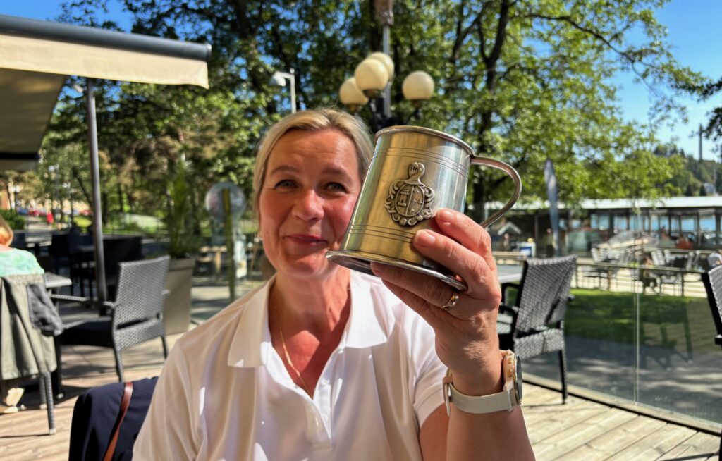 Minna Kamotskin vei nimiinsä kaikkien aikojen ensimmäisen Itä-Pasila Trophyn. Iltapäiväpuhde Taivallahti minigolfissa toi menestyksen.