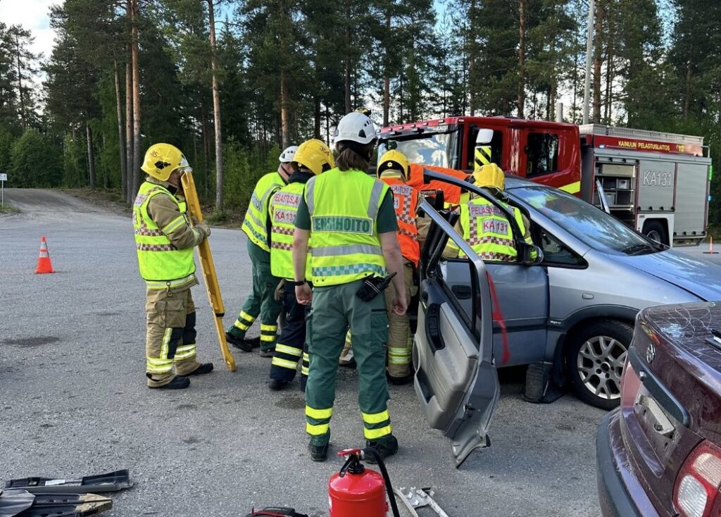 Oppilaitokset ja työelämä vahvistavat toistensa osaamista Kainuussa.