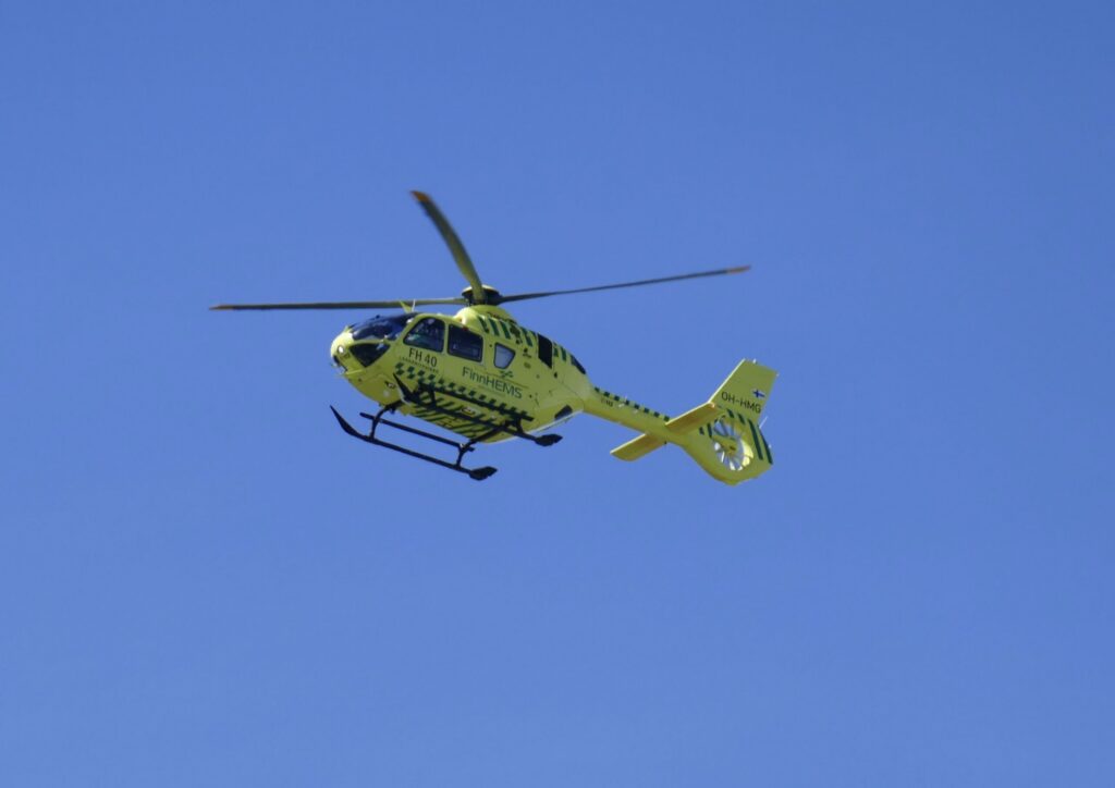 FInnHEMS 30 - ja FinnHEMS 40 -yksikössä kokeillaan HEMS-koordinaattoria, jonka tehtävä on etsiä yksiköille tarkoituksenmukaisimpia tehtäviä. 